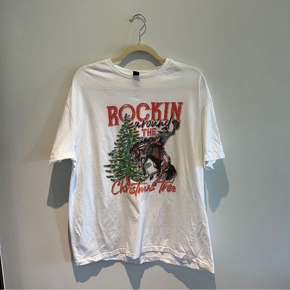 Christmas T-Shirt - Picture 2 of 4